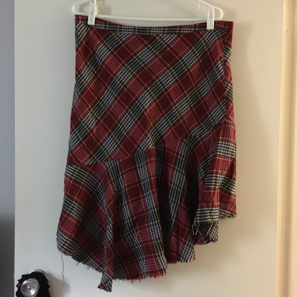 UO ANTHROPOLOGIE Plaid Cotton Flannel Asymmetric Frayed Hem Skirt L - Picture 3 of 6
